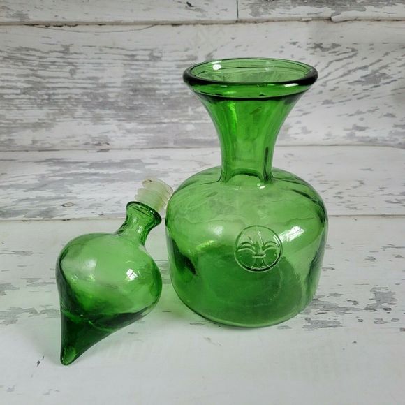 Vtg 11" Empoli green glass blown Italian Decanter fleur-de-lis accent teardrop - Picture 1 of 6
